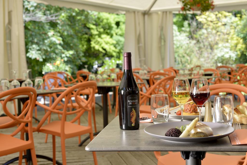Le Bois Dormant-Hotel Restaurant & Spa Logis Hotel Champagnole Kültér fotó